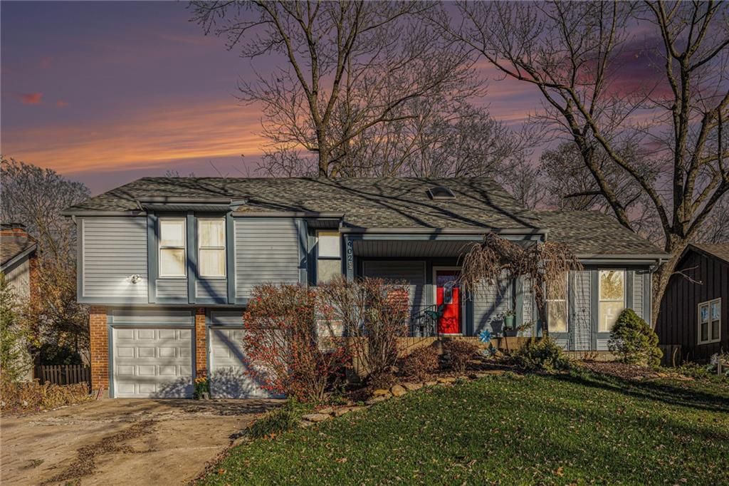 9029 Acuff Lane, Lenexa, KS 66215
