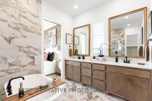 2325 Slate Drive, Waxahachie, TX 75167