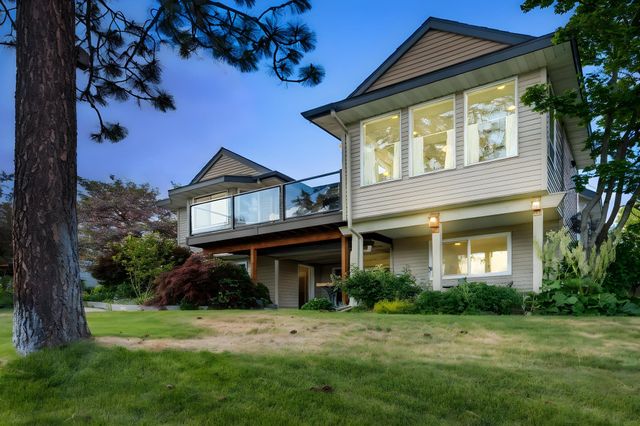 8904 E Boardwalk Ln, Spokane, WA 99212