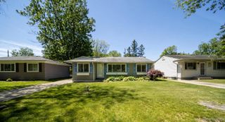 2363 Darnell Street, Wolverine Lake Village, MI 48390