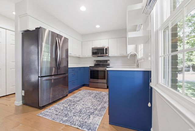 2617 E Windermere Woods Drive, Bloomington, IN 47401