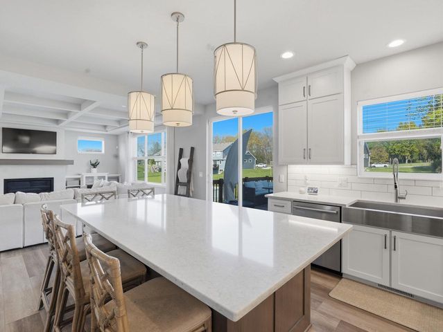 7464 50th STREET, Franklin, WI 53132
