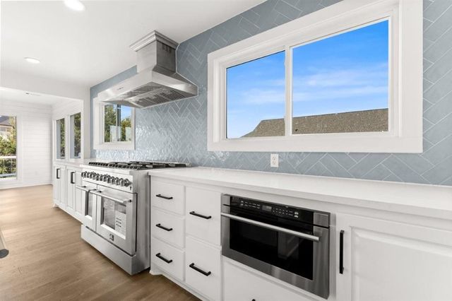 131 Sandpiper Lane, Lake Charles, LA 70607