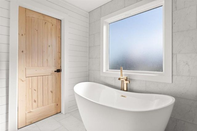 131 Sandpiper Lane, Lake Charles, LA 70607