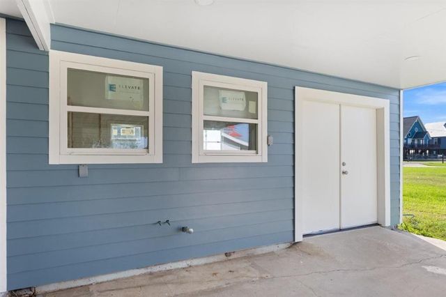 131 Sandpiper Lane, Lake Charles, LA 70607