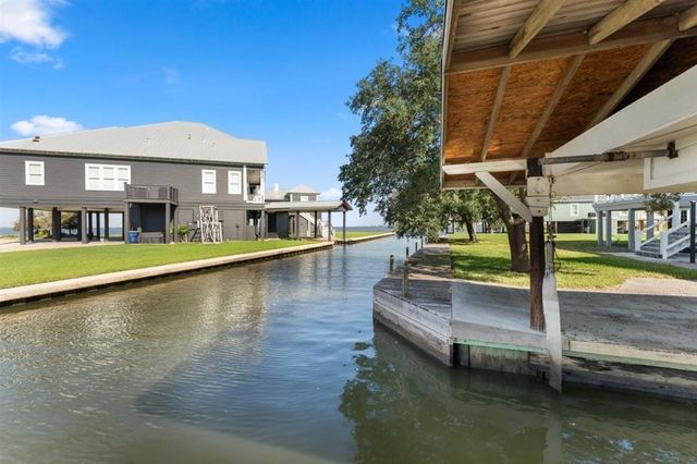 131 Sandpiper Lane, Lake Charles, LA 70607