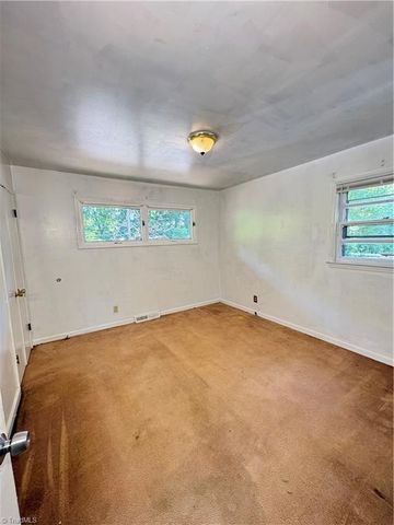1207 Cliffwood Drive, Greensboro, NC 27406