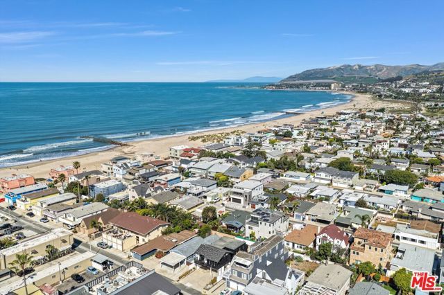 1083 Montauk Lane 1, Ventura, CA 93001