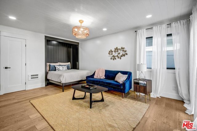 1083 Montauk Lane 1, Ventura, CA 93001