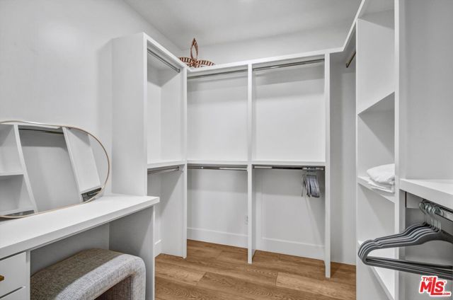 1083 Montauk Lane 1, Ventura, CA 93001