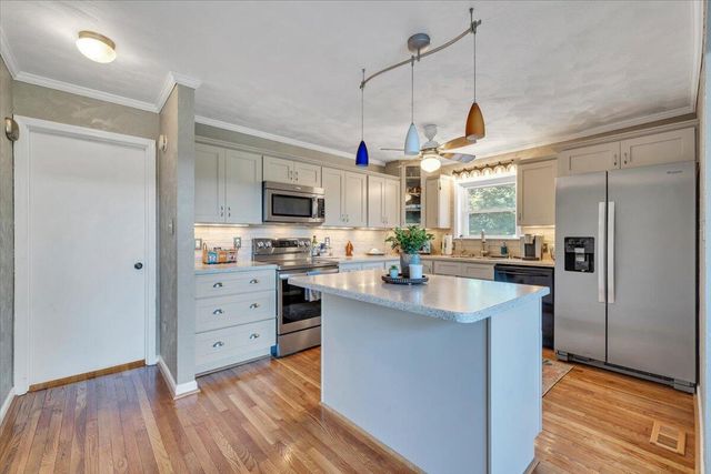 581 Idle Acres RD, Fincastle, VA 24090