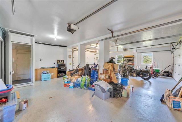 581 Idle Acres RD, Fincastle, VA 24090