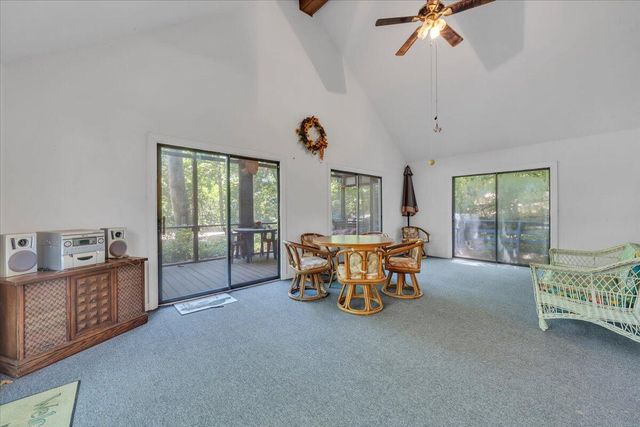 581 Idle Acres RD, Fincastle, VA 24090