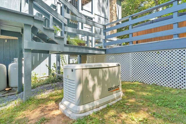 581 Idle Acres RD, Fincastle, VA 24090