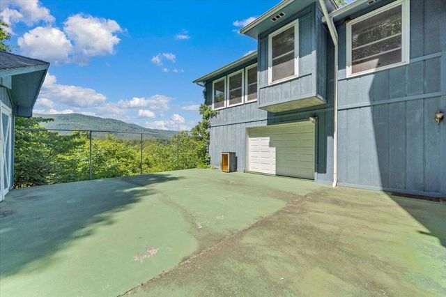 581 Idle Acres RD, Fincastle, VA 24090