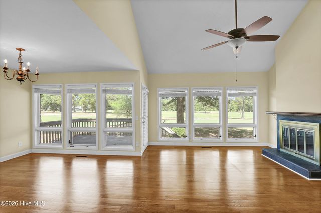 337 Sandpiper Lane, Hampstead, NC 28443