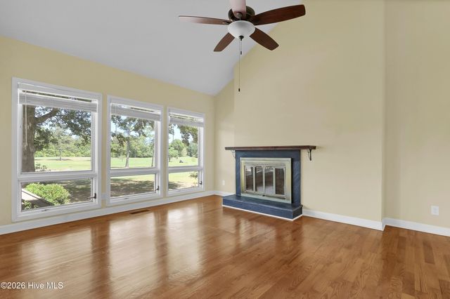 337 Sandpiper Lane, Hampstead, NC 28443