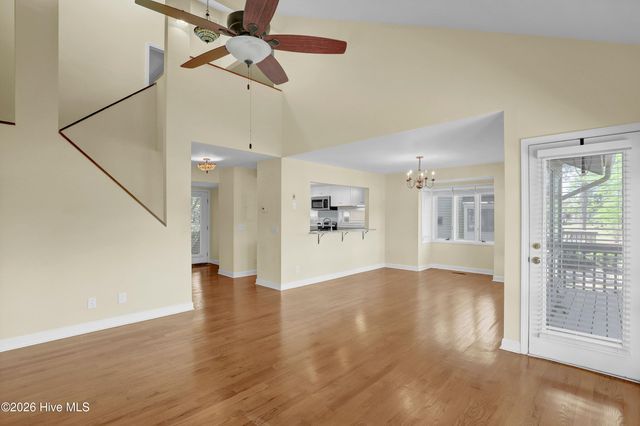 337 Sandpiper Lane, Hampstead, NC 28443