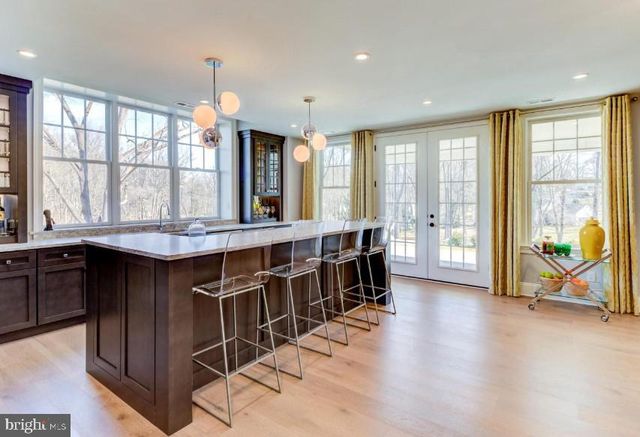 718 WATERLOO, Devon, PA 19333