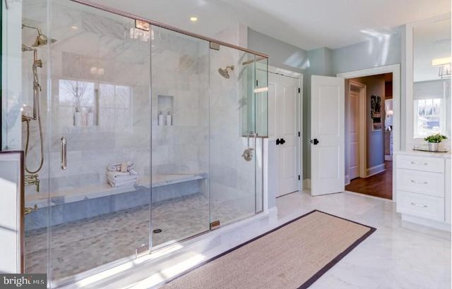 718 WATERLOO, Devon, PA 19333