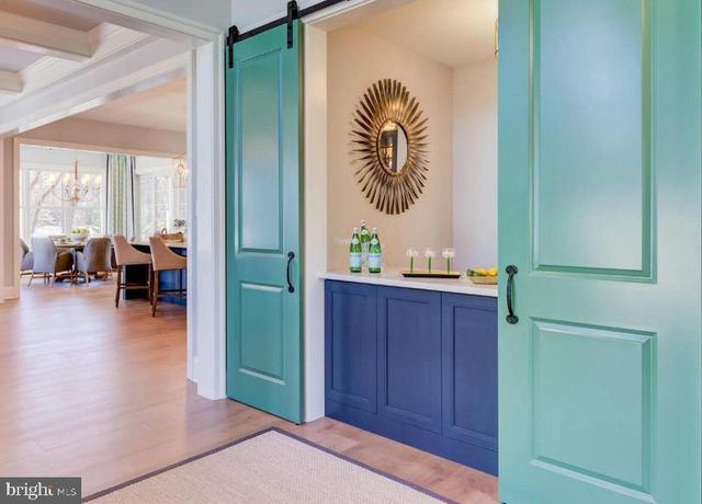 718 WATERLOO, Devon, PA 19333