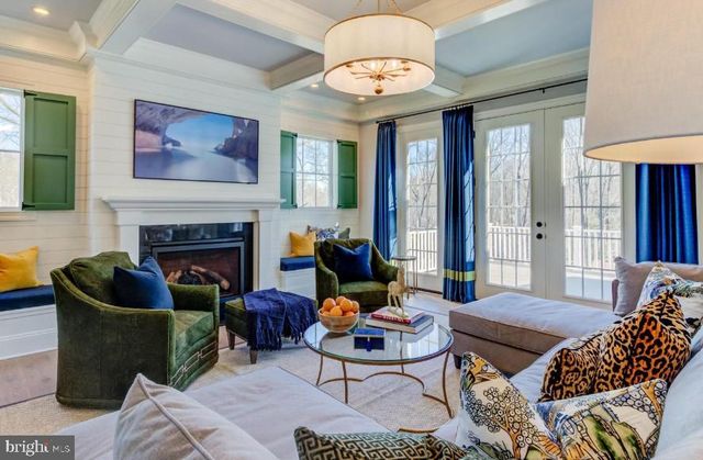 718 WATERLOO, Devon, PA 19333