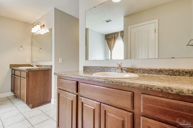 1239 Benning Pl, Pensacola, FL 32506