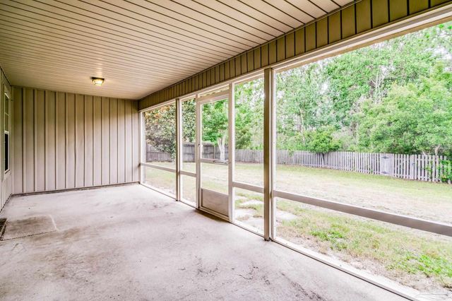 1239 Benning Pl, Pensacola, FL 32506