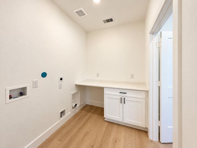 13523 Lakecrest Drive, Cypress, TX 77429