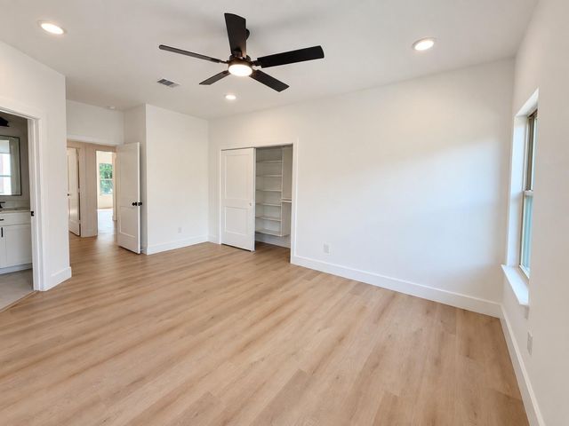 13523 Lakecrest Drive, Cypress, TX 77429