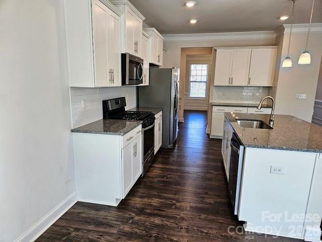 1127 Walbury Hill, Waxhaw, NC 28173