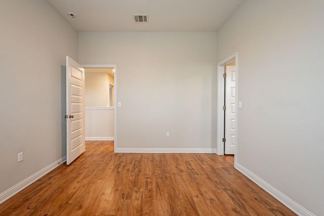 8000 Cottage Rose DR, Austin, TX 78744