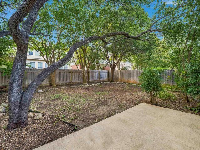 7120 Gentle Oak DR, Austin, TX 78749