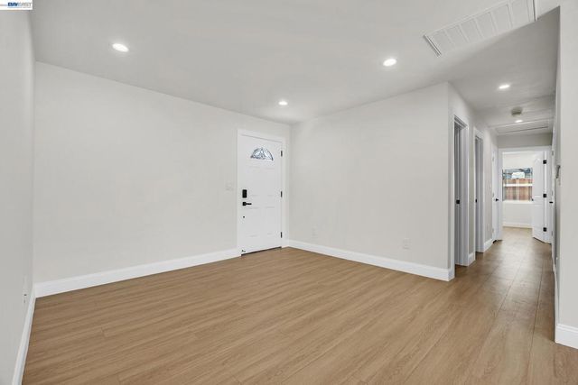 1577 Waltham Rd, Concord, CA 94520