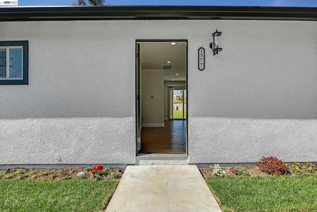 1577 Waltham Rd, Concord, CA 94520