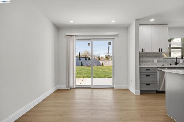 1577 Waltham Rd, Concord, CA 94520