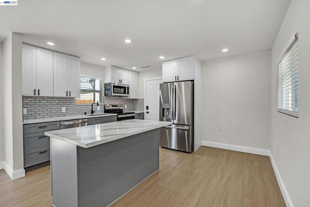 1577 Waltham Rd, Concord, CA 94520