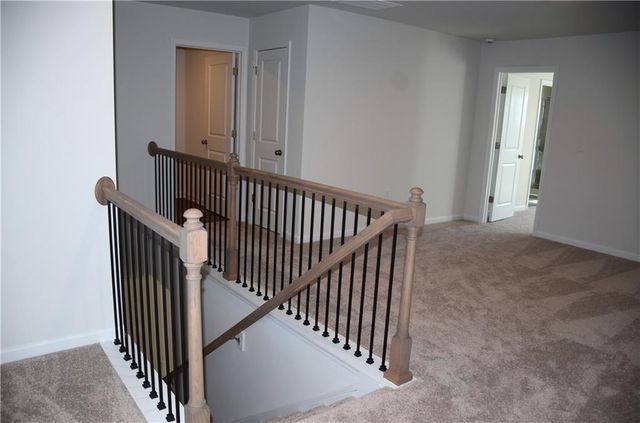 1121 Point Place Drive, Loganville, GA 30052