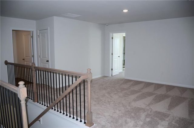 1121 Point Place Drive, Loganville, GA 30052