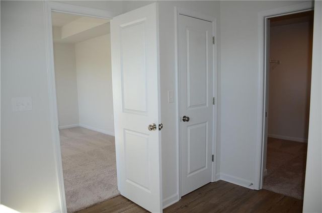 1121 Point Place Drive, Loganville, GA 30052