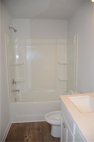 1121 Point Place Drive, Loganville, GA 30052