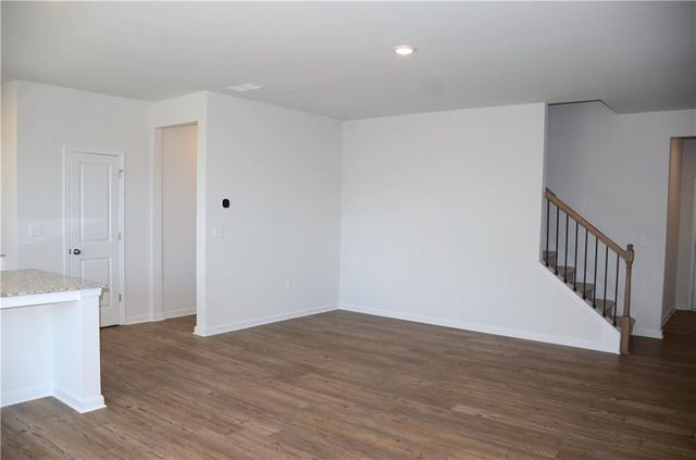 1121 Point Place Drive, Loganville, GA 30052