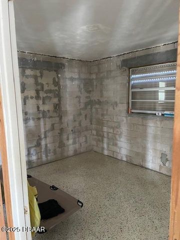 48 Carol Road, Ormond Beach, FL 32176