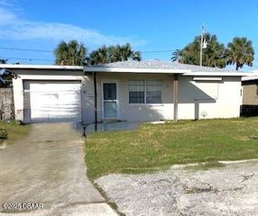 48 Carol Road, Ormond Beach, FL 32176