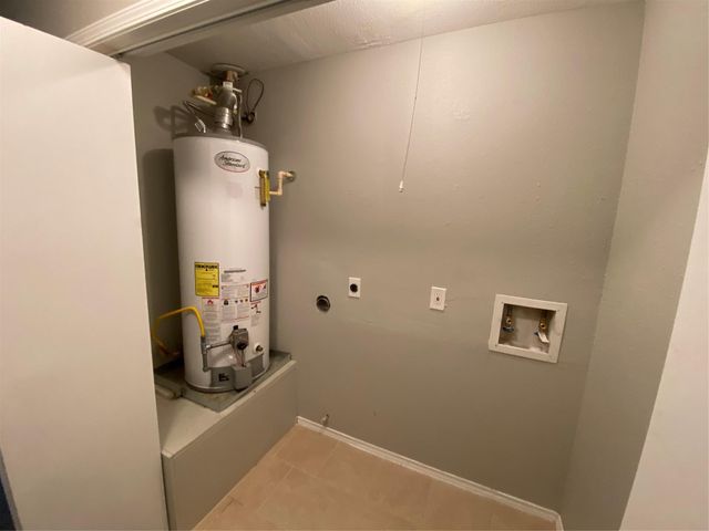 1010 Western Hills Drive, Katy, TX 77450