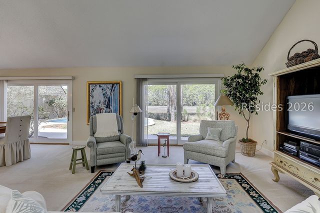 33 Stoney Creek Rd, Hilton Head Island, SC 29928