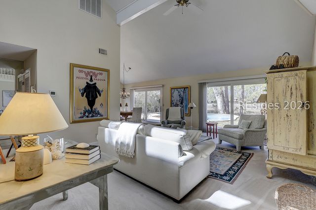 33 Stoney Creek Rd, Hilton Head Island, SC 29928