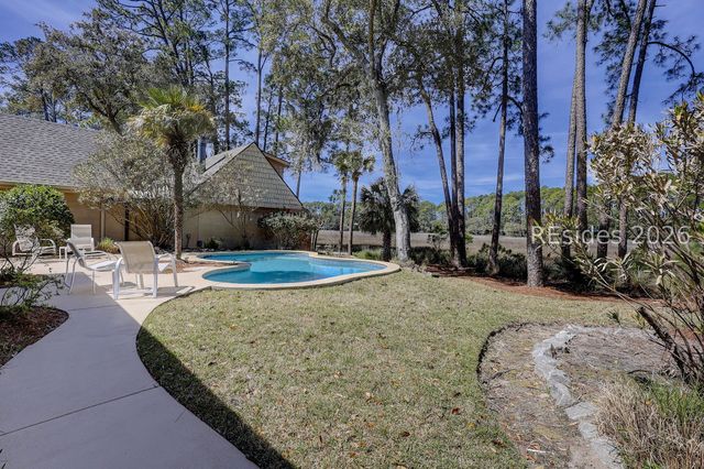 33 Stoney Creek Rd, Hilton Head Island, SC 29928