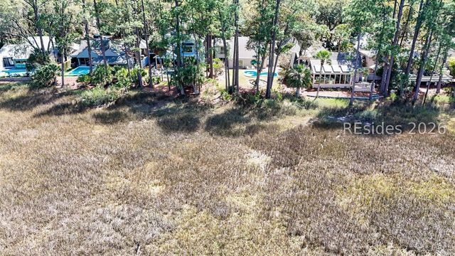 33 Stoney Creek Rd, Hilton Head Island, SC 29928
