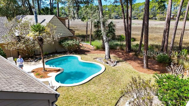33 Stoney Creek Rd, Hilton Head Island, SC 29928